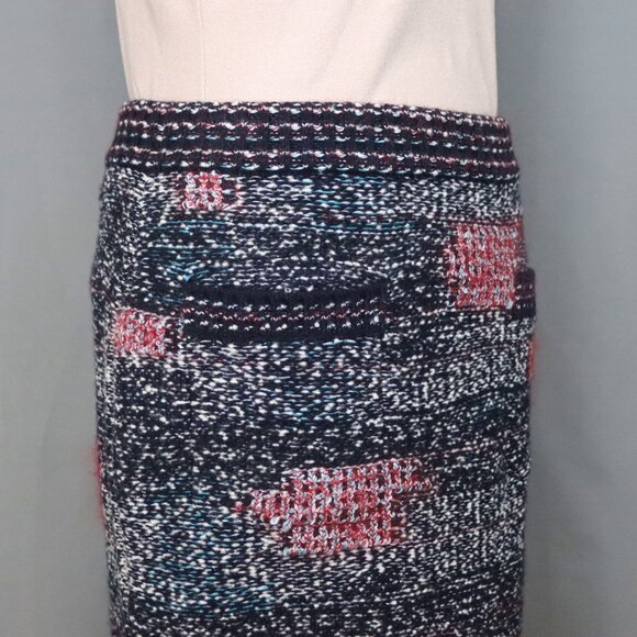 CHANEL Skirt Size 40 Wool Cashmere Plaid Tweed 15B - Picture 11 of 16